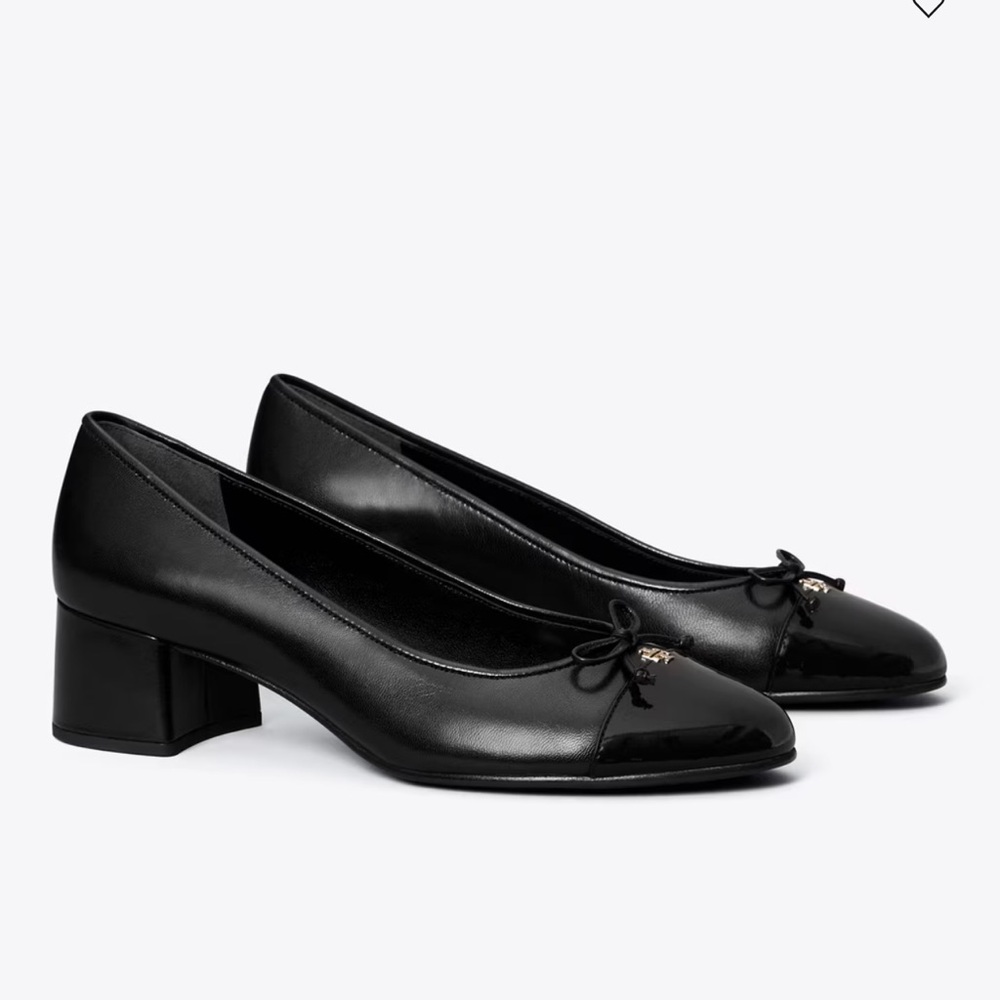 Tory Burch Cap Toe Pump Perfect Black size 8.5